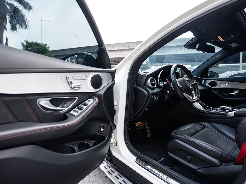 Mercedes-Benz GLC Coupe AMG