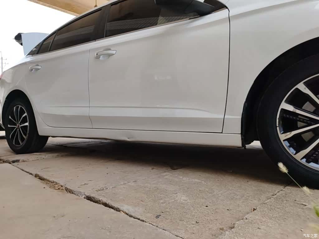 Roewe i5, 2021 21