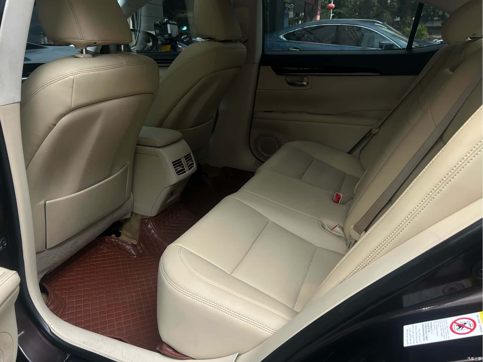 Lexus ES, 2012 10