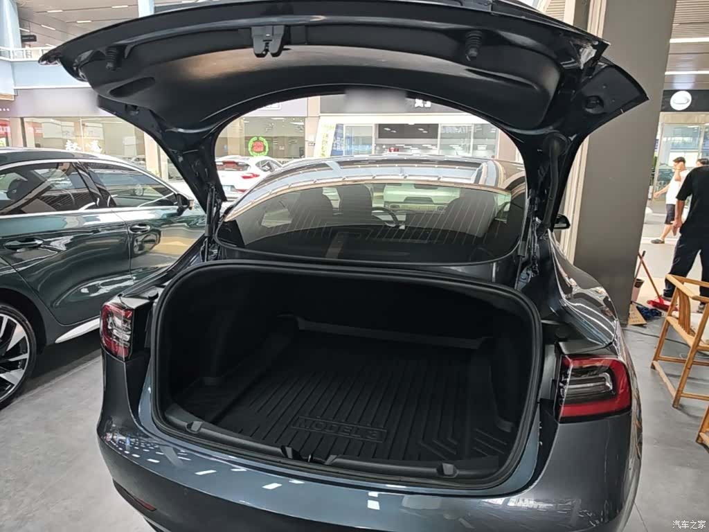 Tesla Model 3, 2020 19