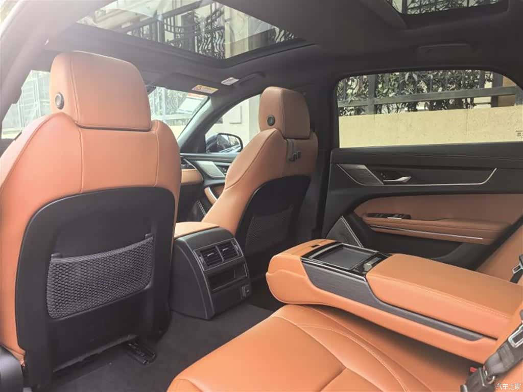 Land Rover P250, 2022 8