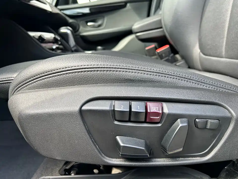 BMW 2 series station wagon