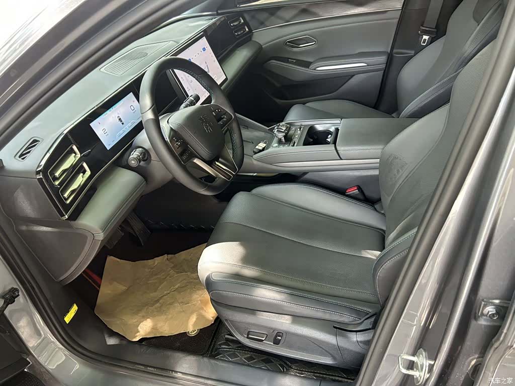 BYD Qin, 2025 11