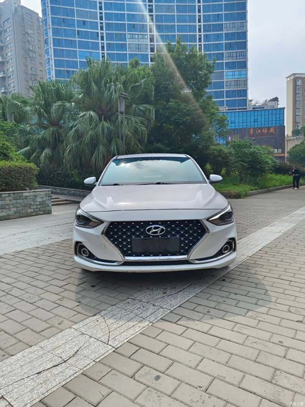 Hyundai GL, 2018 1