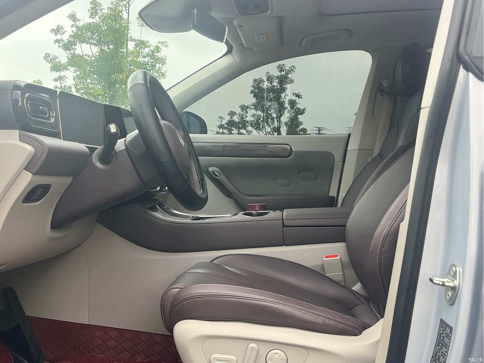 Leapmotor C11, 2022 11