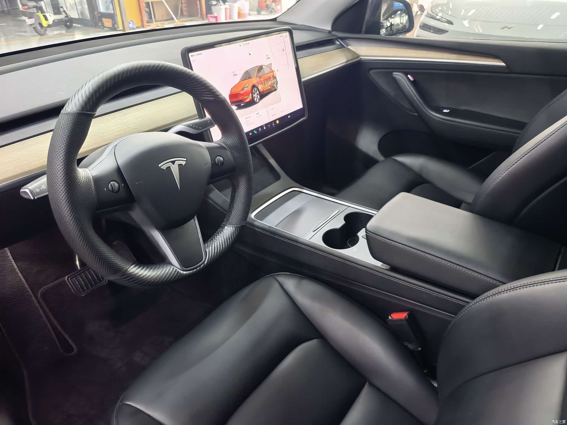 Tesla Model Y, 2023 8