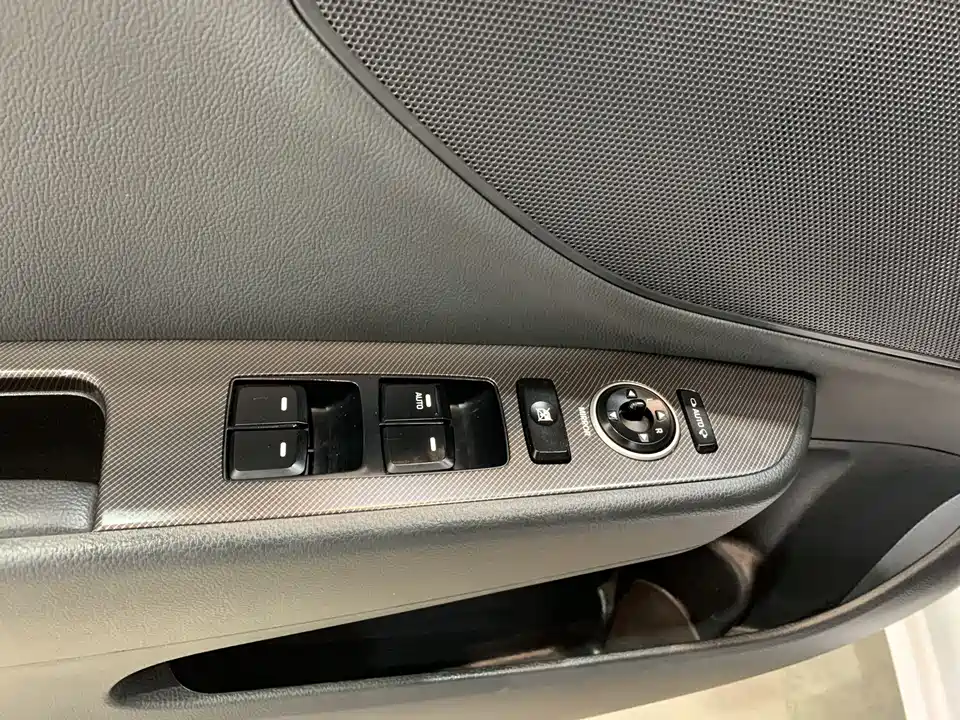 Hyundai Name picture