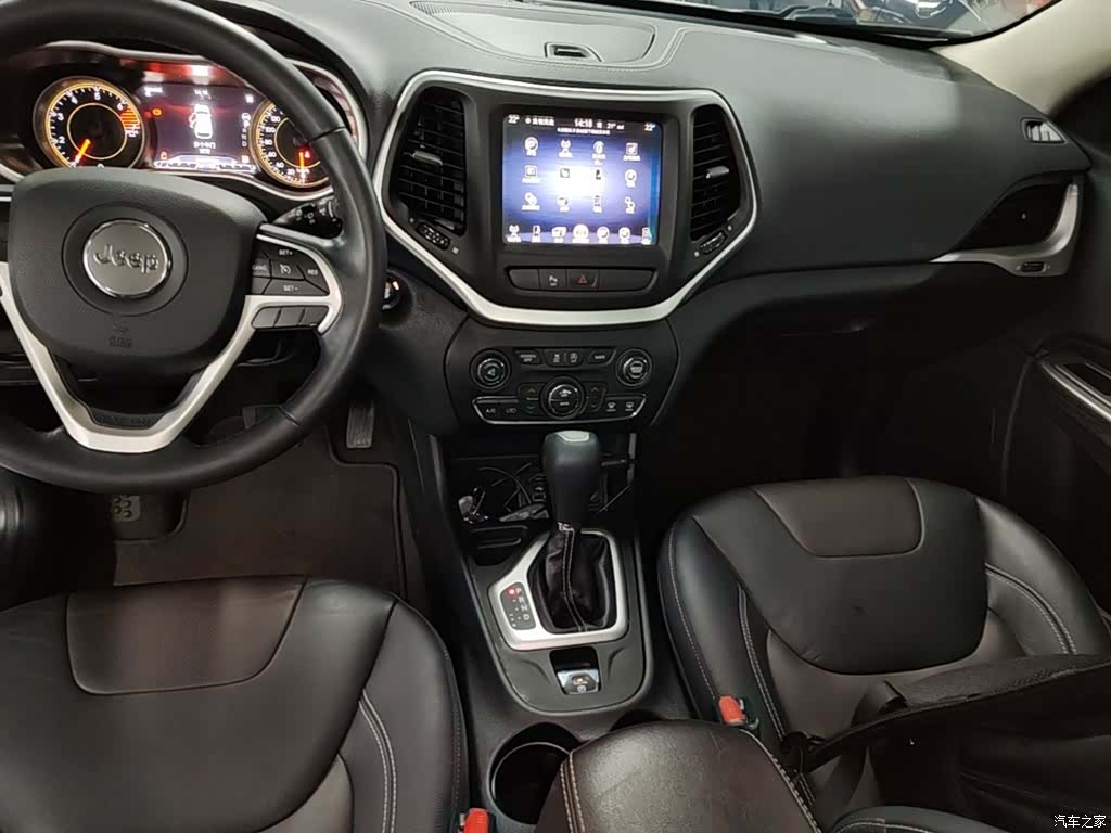 Jeep Cherokee, 2017 10