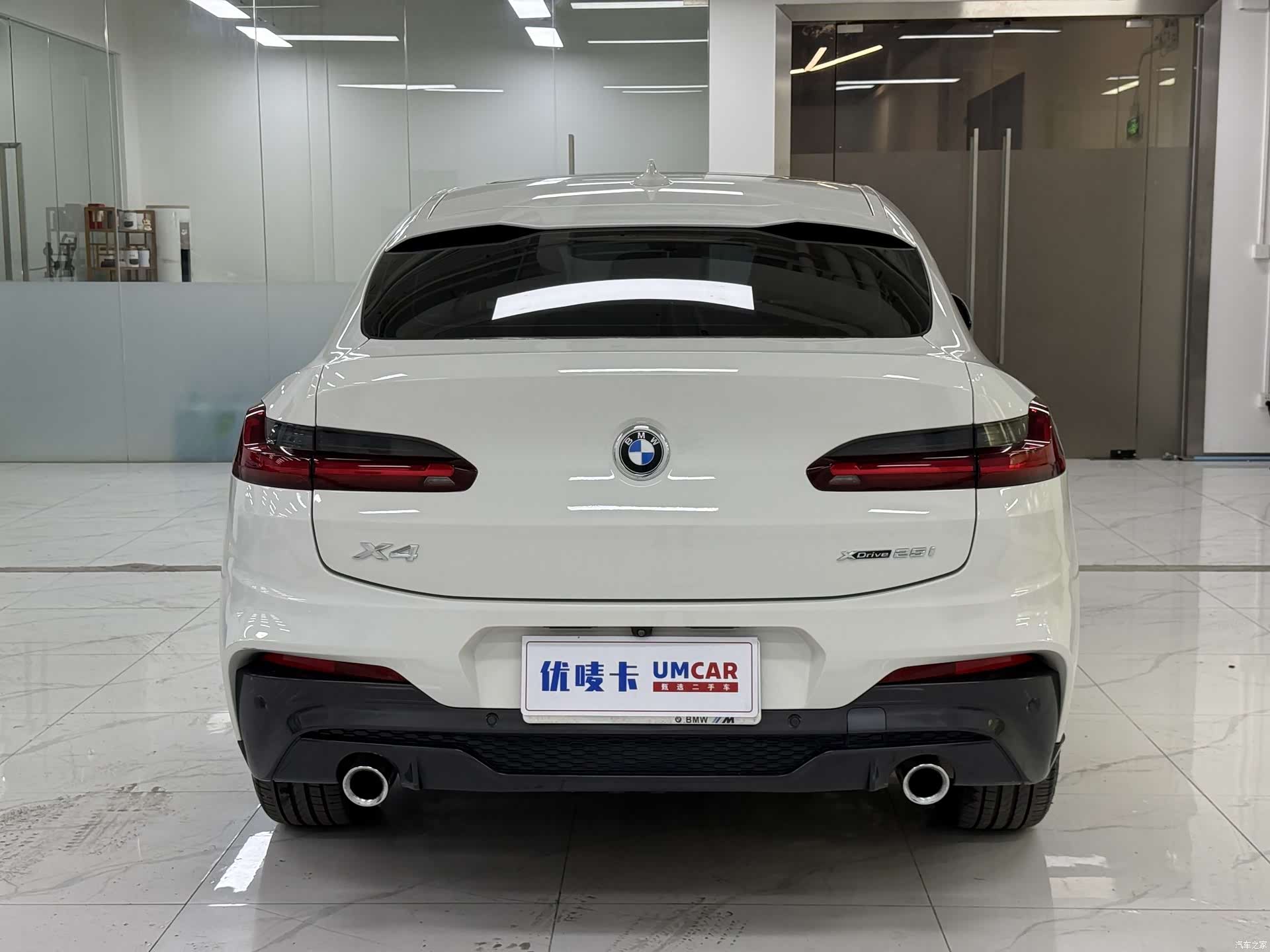 BMW X4, 2020 все фото