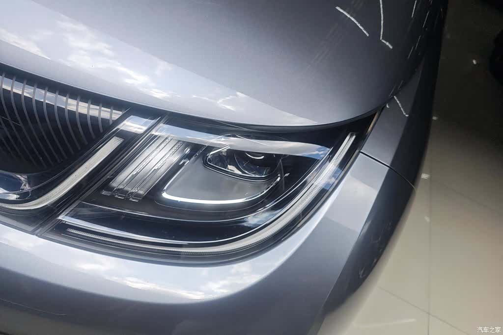 BYD Dolphin, 2023 все фото
