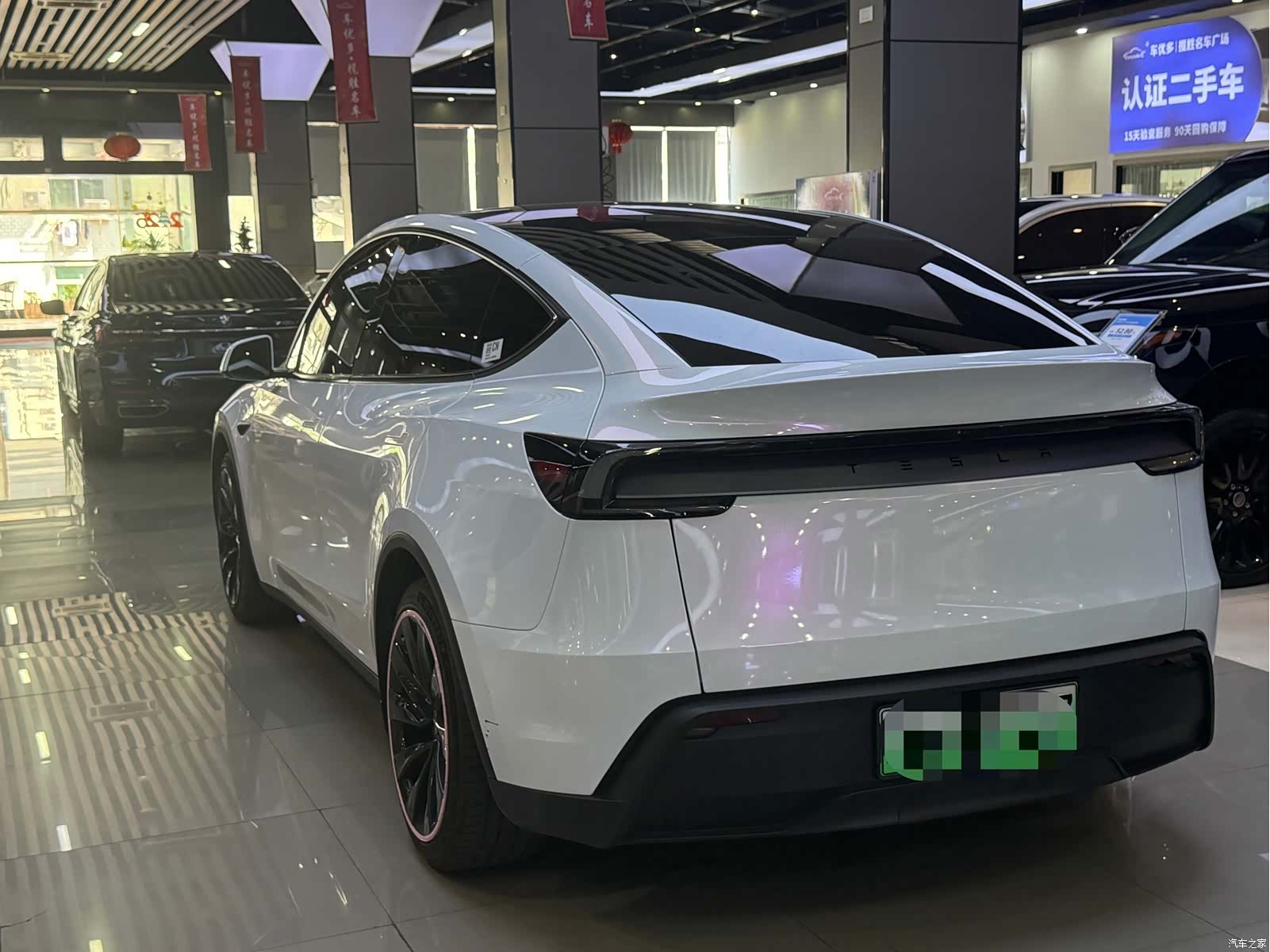 Tesla Model Y, 2025 9