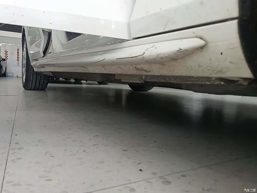 Audi A4L, 2018 21