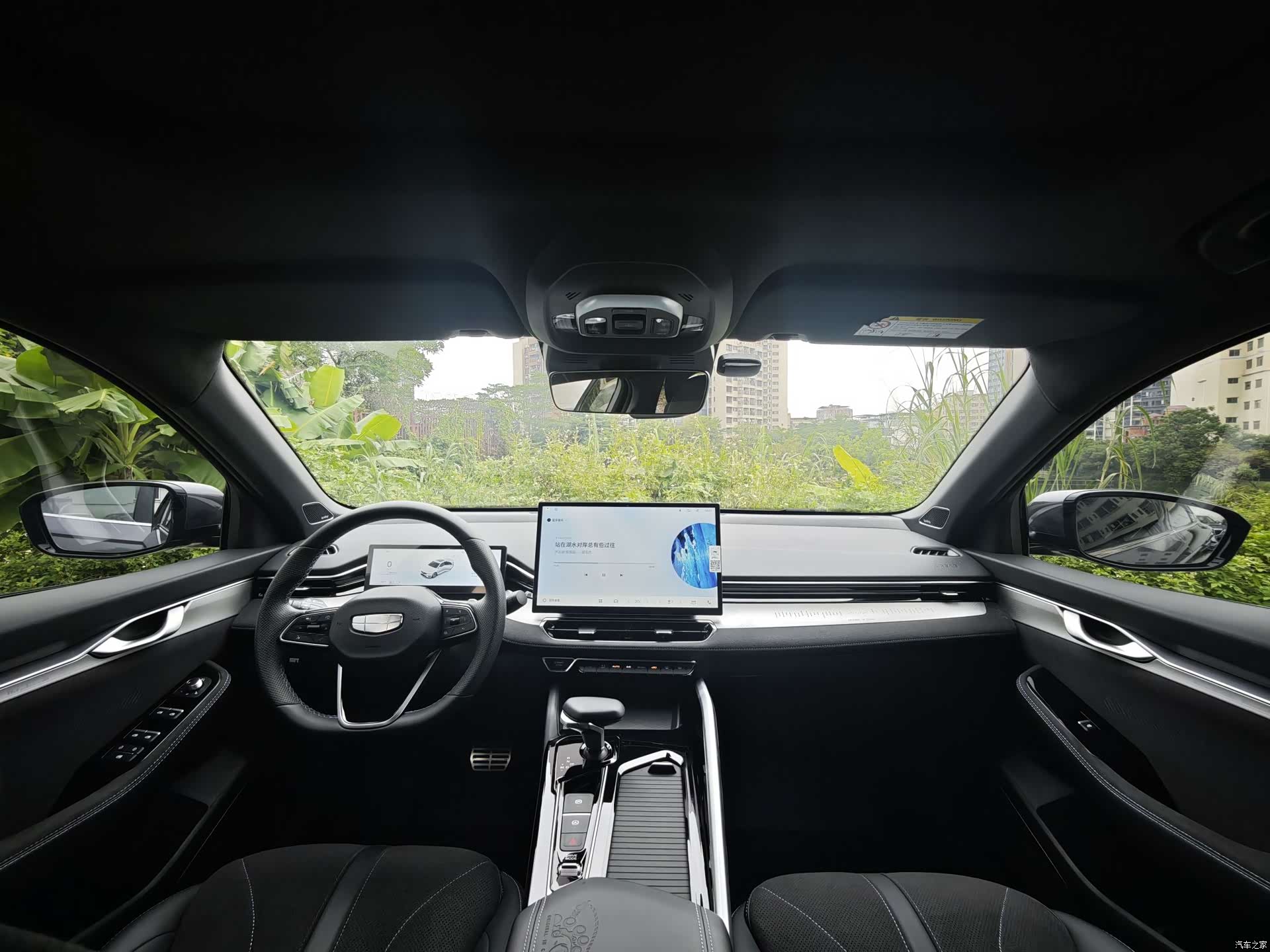 Geely Preface, 2025 9