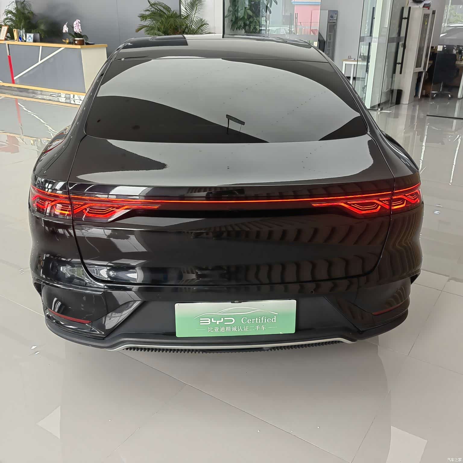 BYD Han, 2022 12