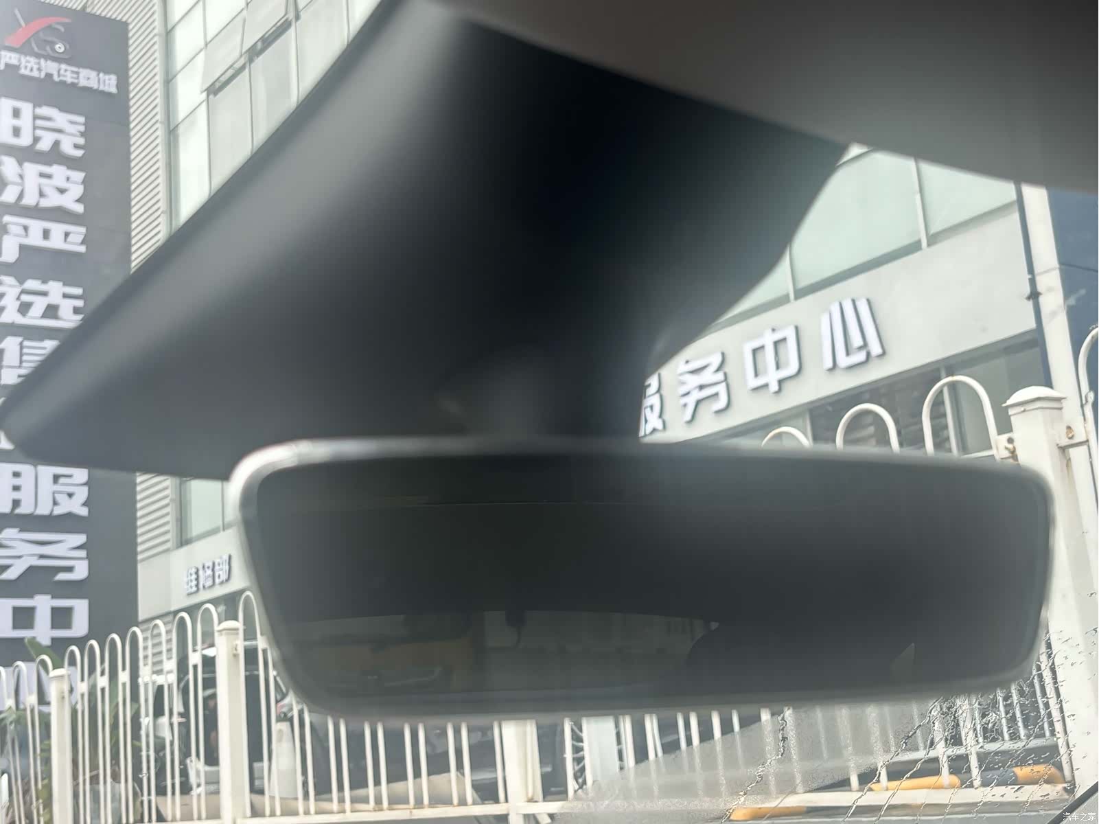 Tesla Model Y, 2023 14