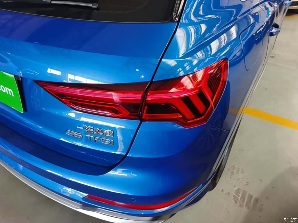 Audi Q3, 2019 8