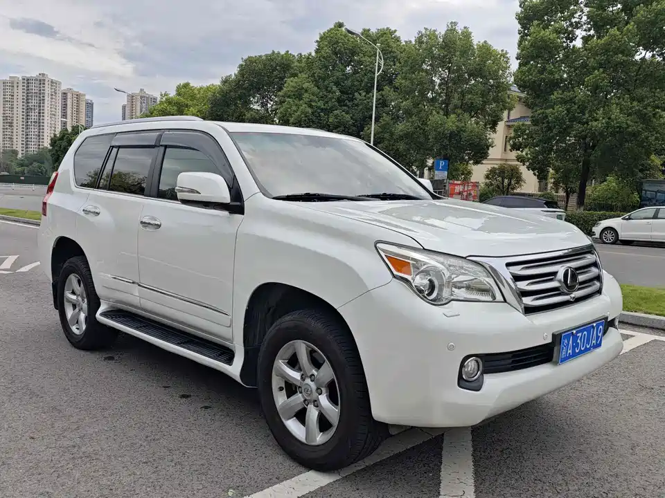 Lexus GX