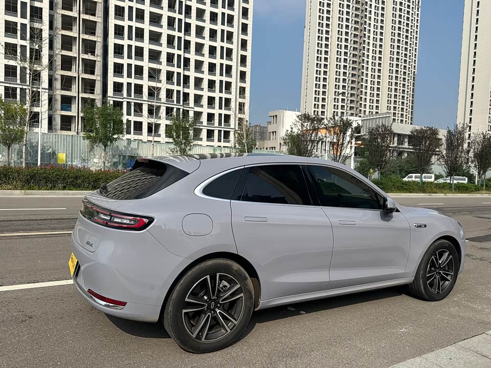 AITO Ask the world M5