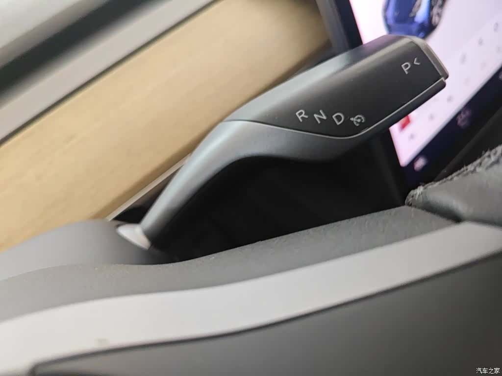 Tesla Model Y, 2021 7