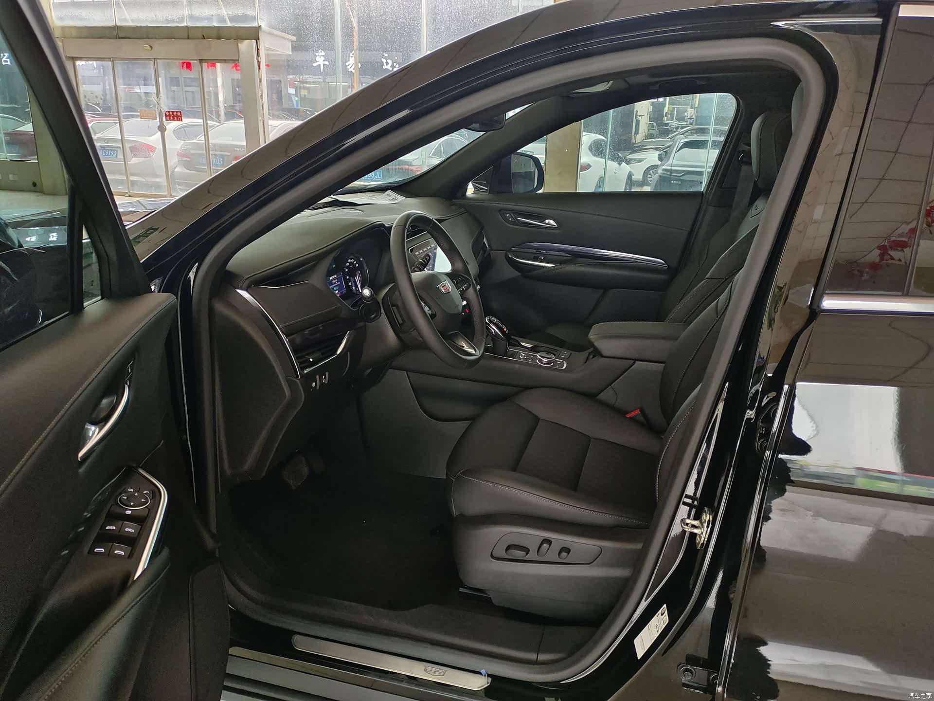 Cadillac XT4, 2022 16