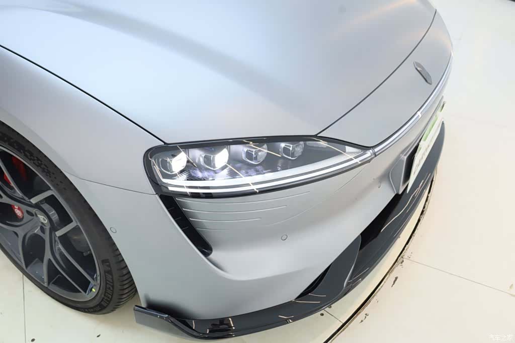 Luxeed S7, 2025 11