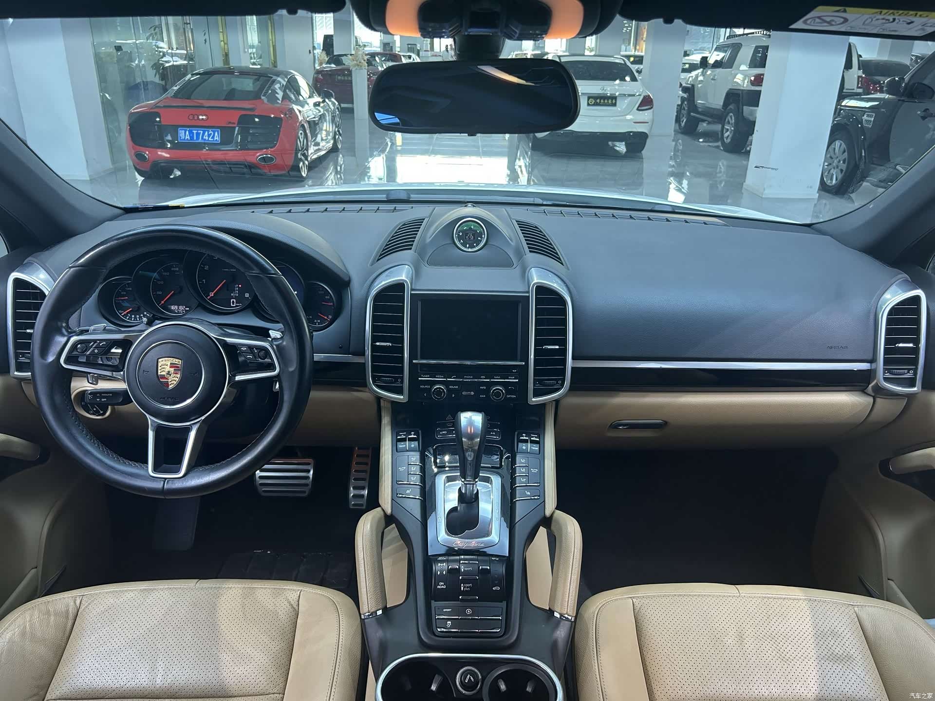 Porsche Cayenne, 2015 6