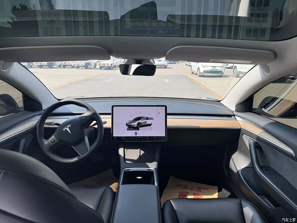Tesla Model 3, 2023 6