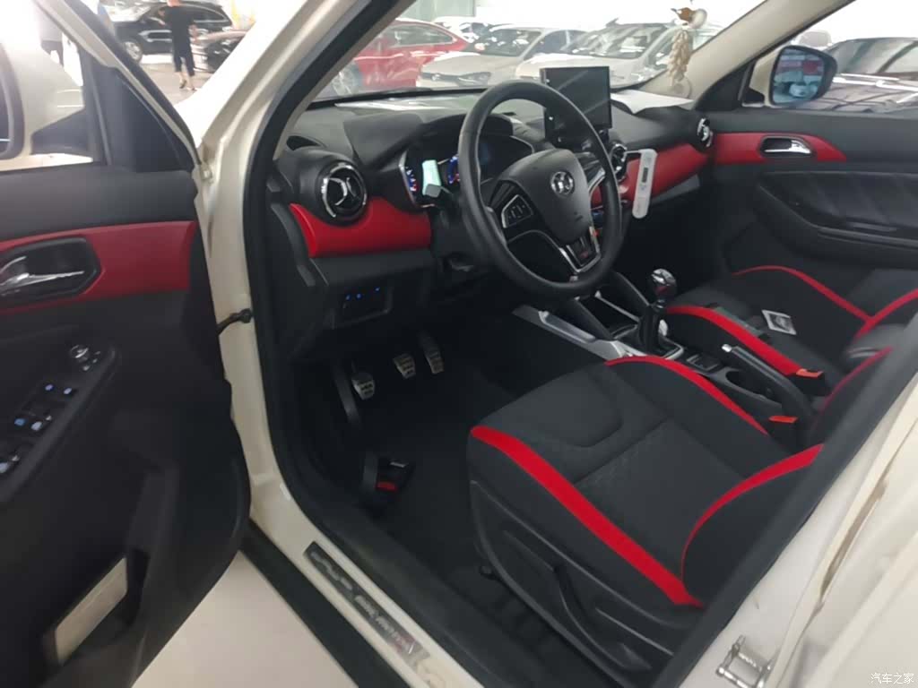 BAIC X35, 2016 16