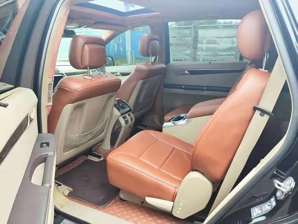 Mercedes-Benz R-class