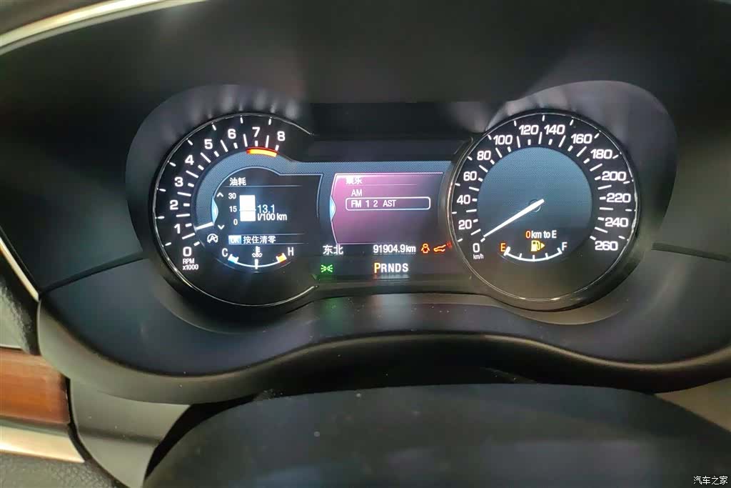 Lincoln MKC, 2019 14