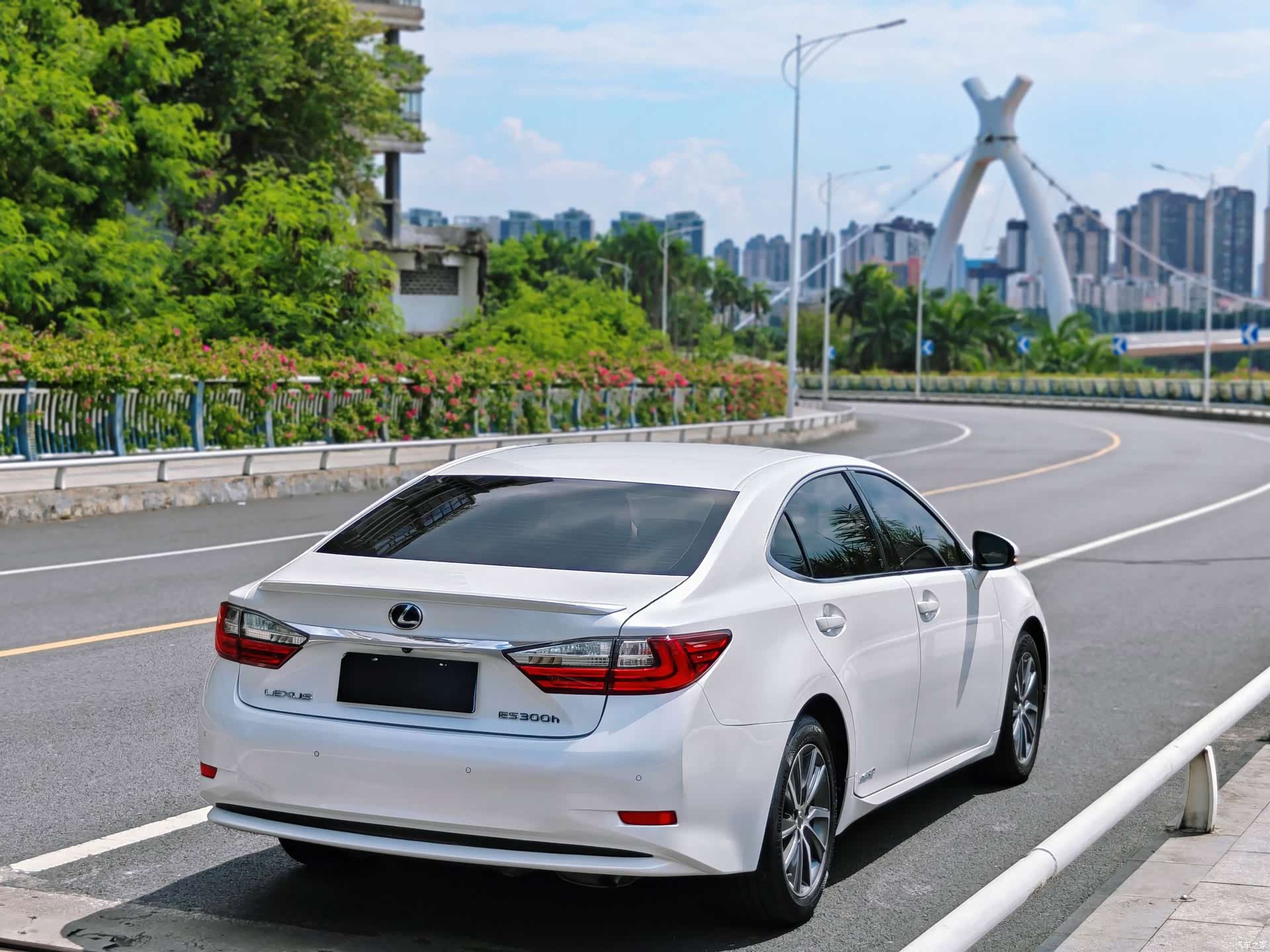 Lexus ES, 2017 6