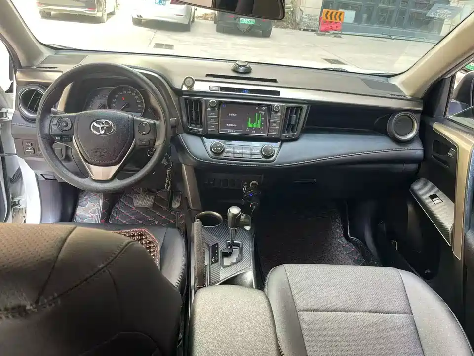 Toyota RAV4 Rongfang