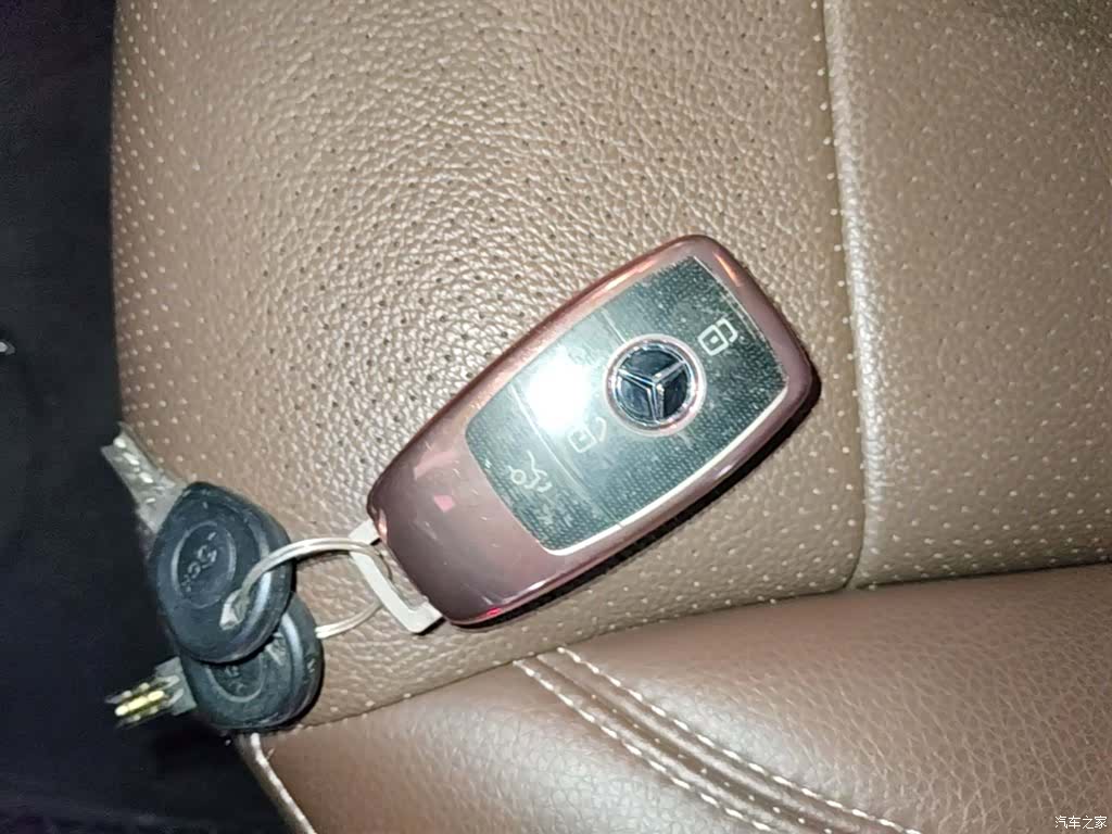 Mercedes-Benz E-Class, 2019 9