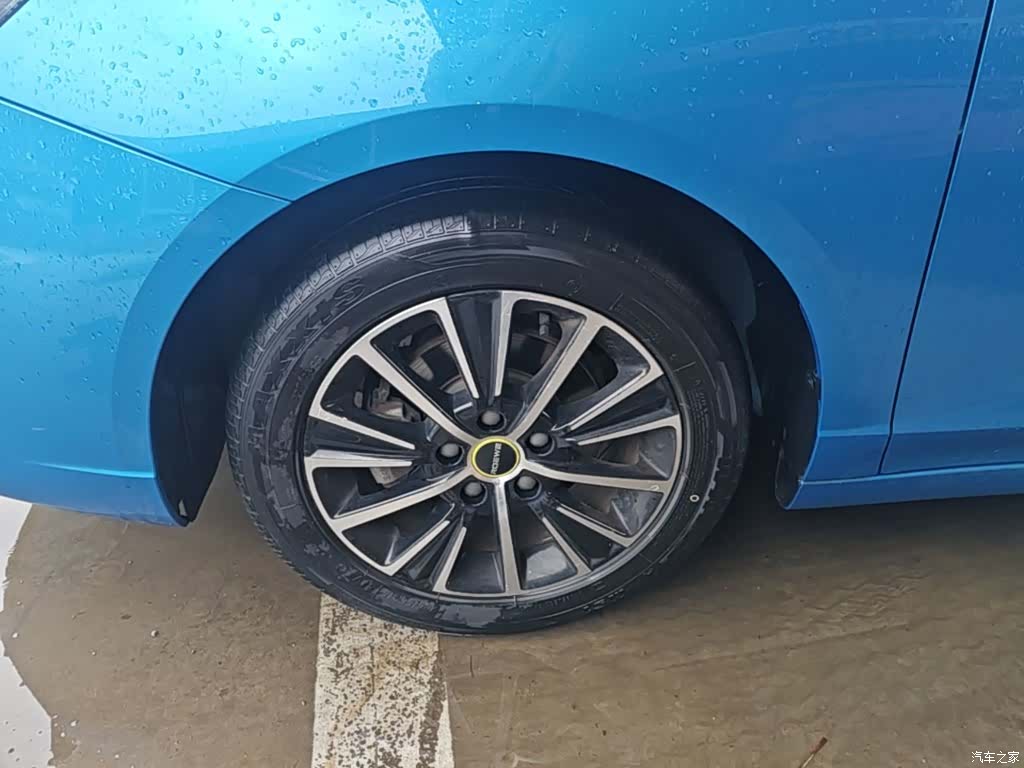Roewe i5, 2021 23