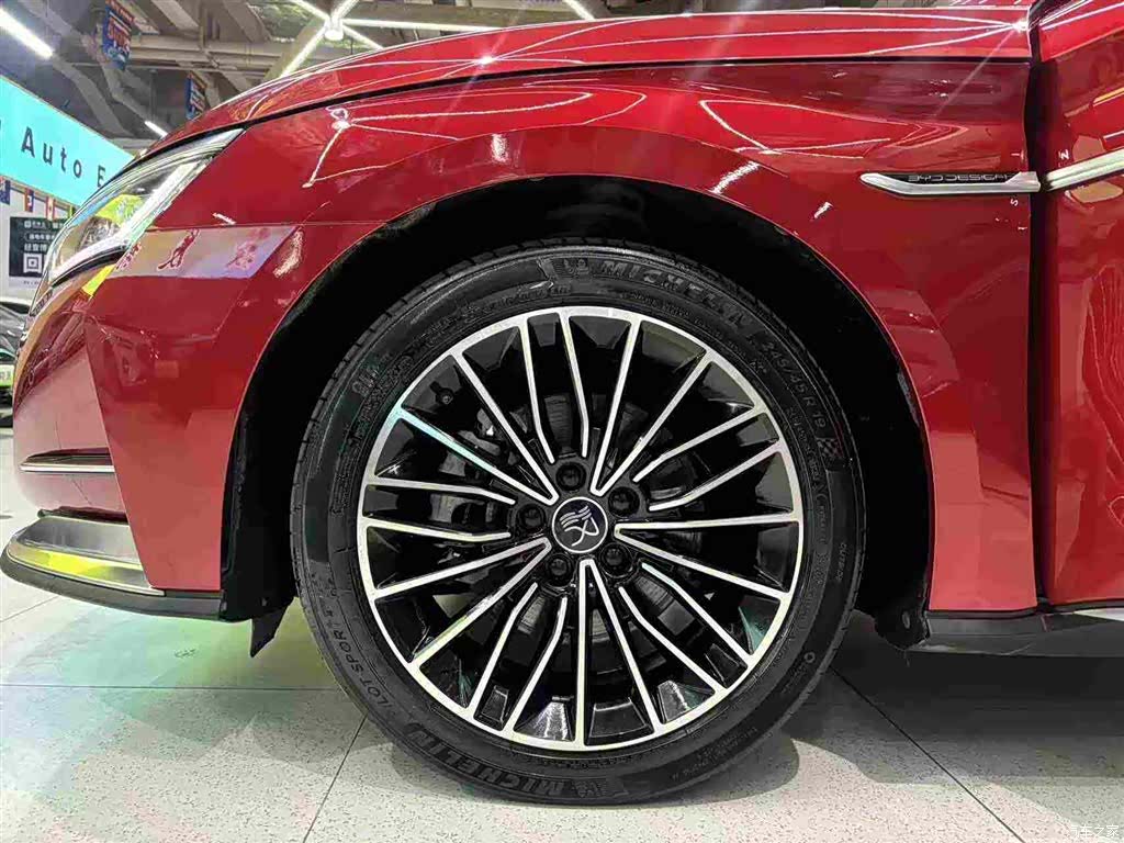 BYD Han, 2021 8