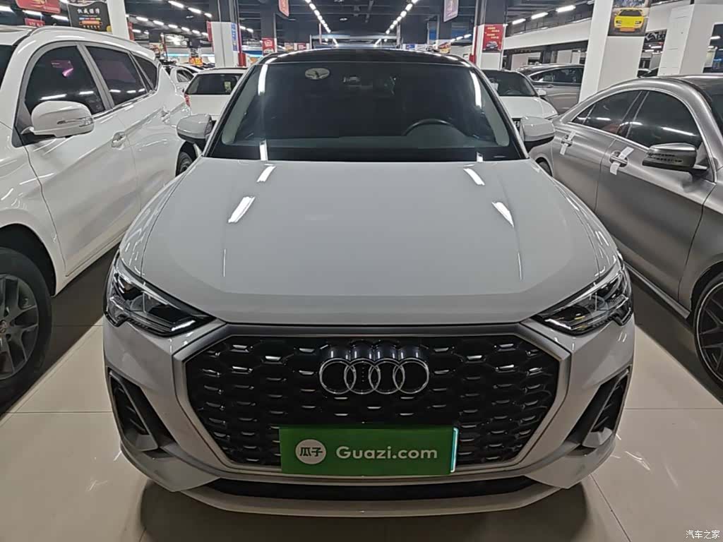 Audi Q3, 2021 3