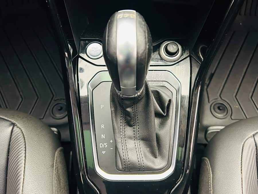Volkswagen T-ROC 2020, фото 17