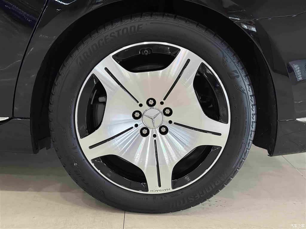 Maybach S-Class, 2024 все фото
