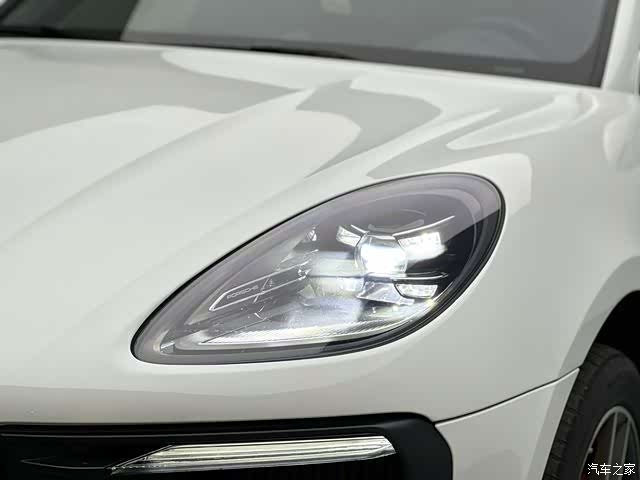 Porsche Macan, 2023 12