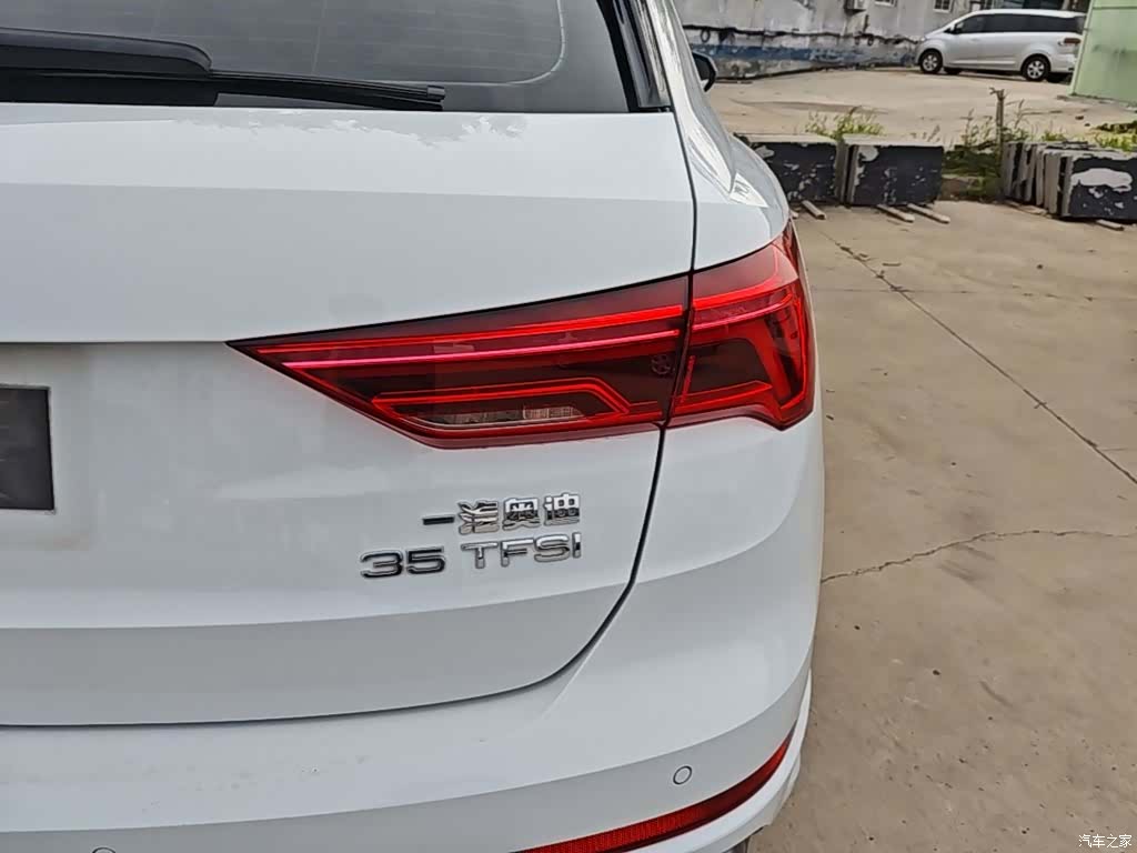 Audi Q3, 2020 8