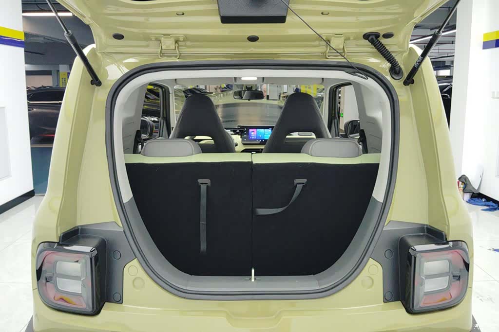 Geely Panda, 2024 4