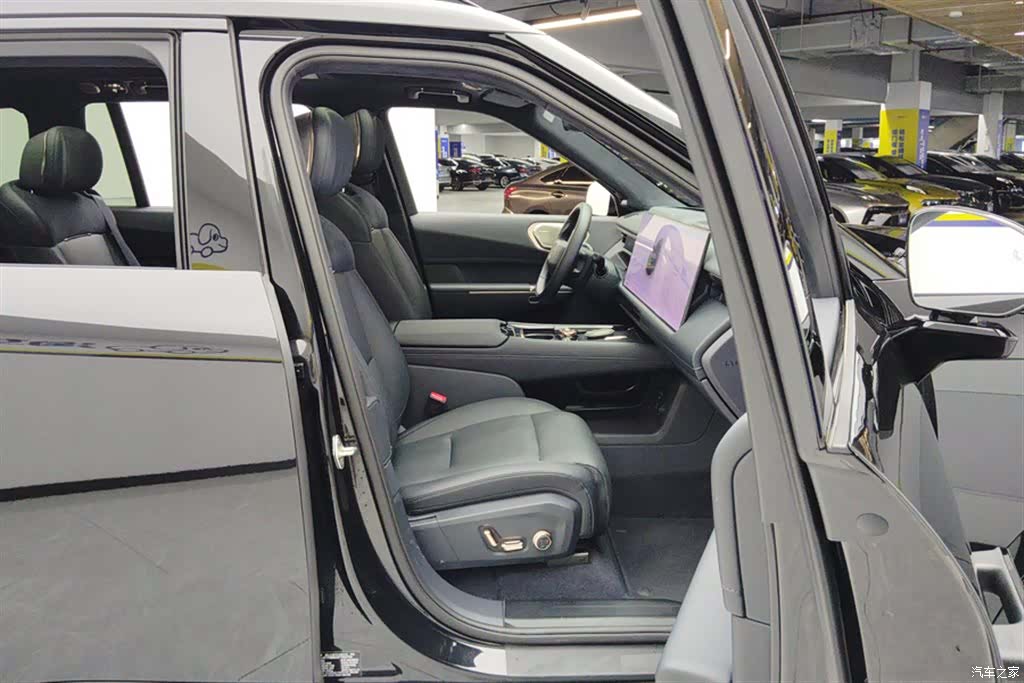 Lynk & Co 02, 2025 8