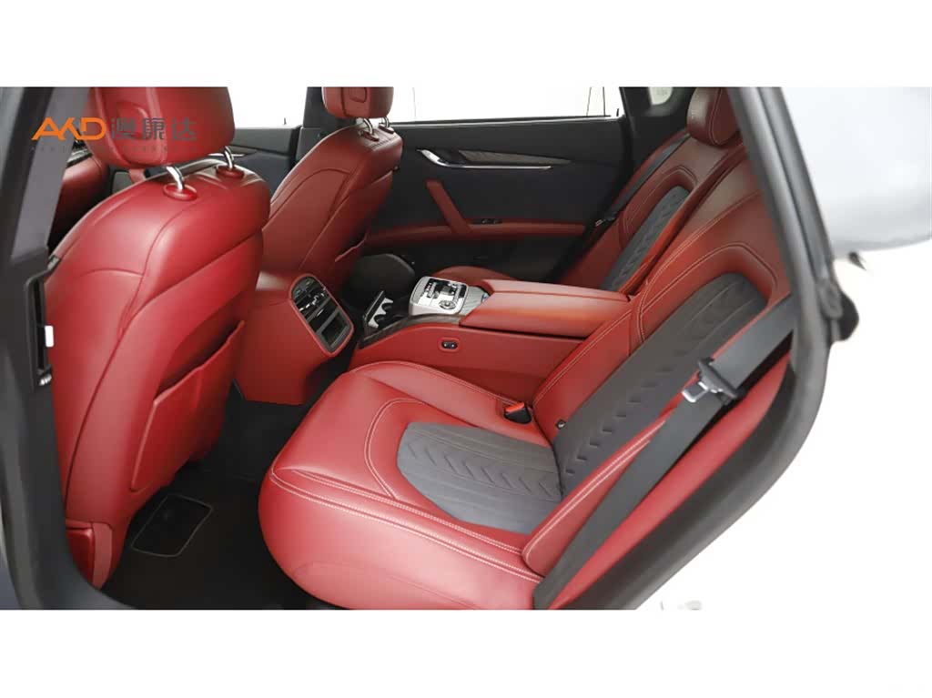 Maserati Quattroporte, 2023 7