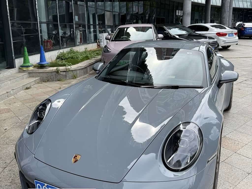 Porsche 911 2025 Carrera 3.0T