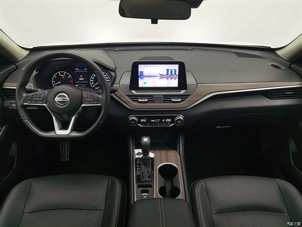 Nissan Teana, 2022 все фото