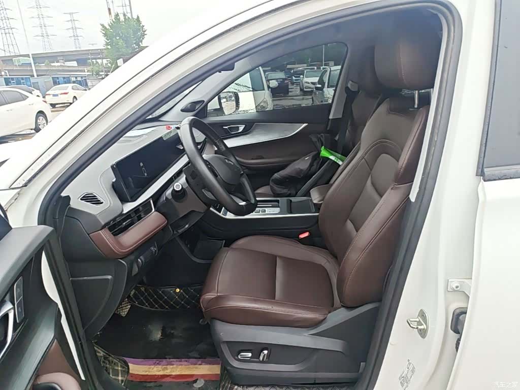Chery Tiggo 7, 2025 15