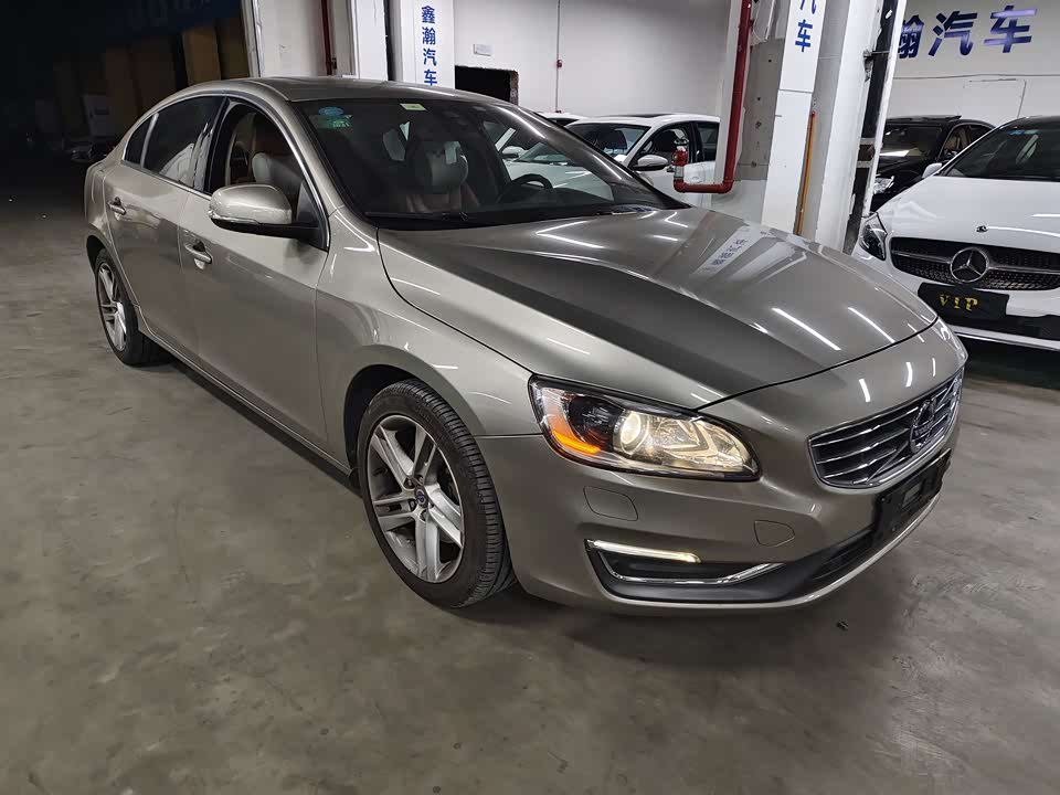 Volvo S60