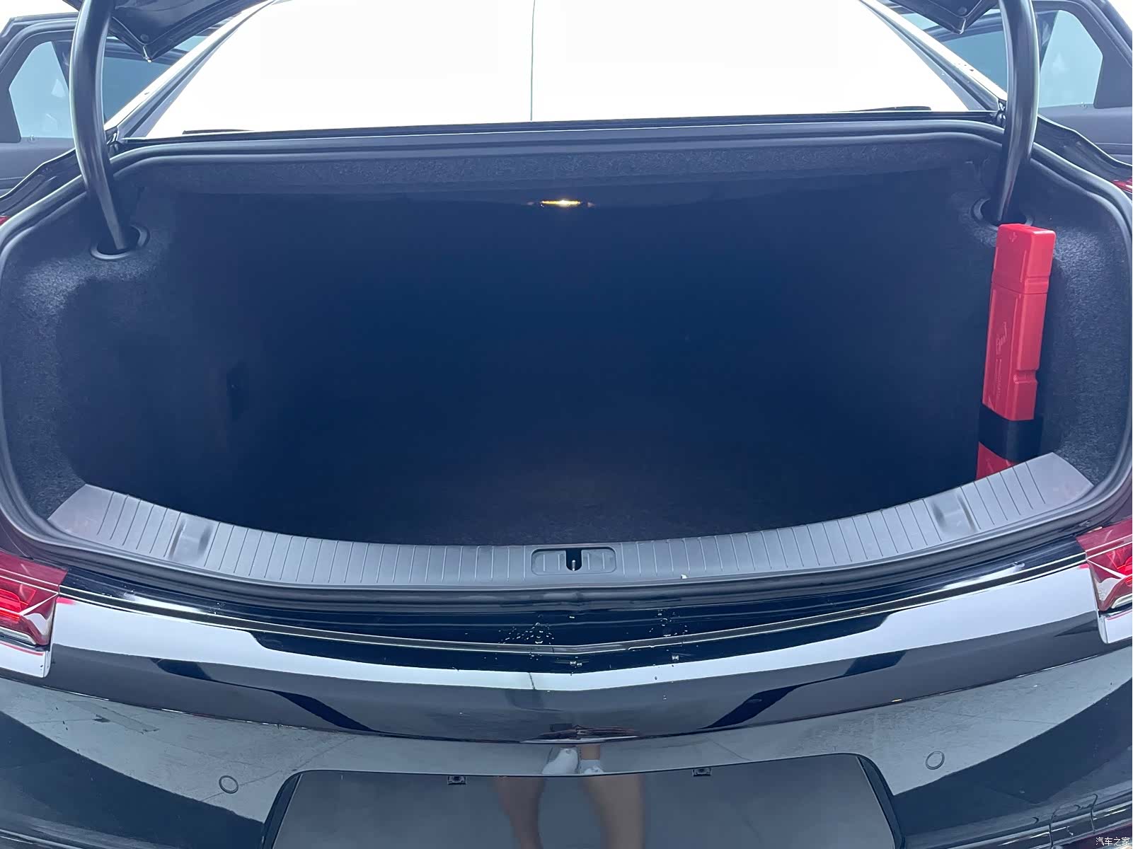 Cadillac XTS, 2019 18