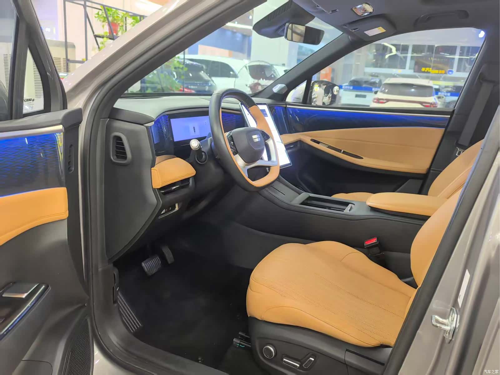 Geely Galaxy L7, 2023 7