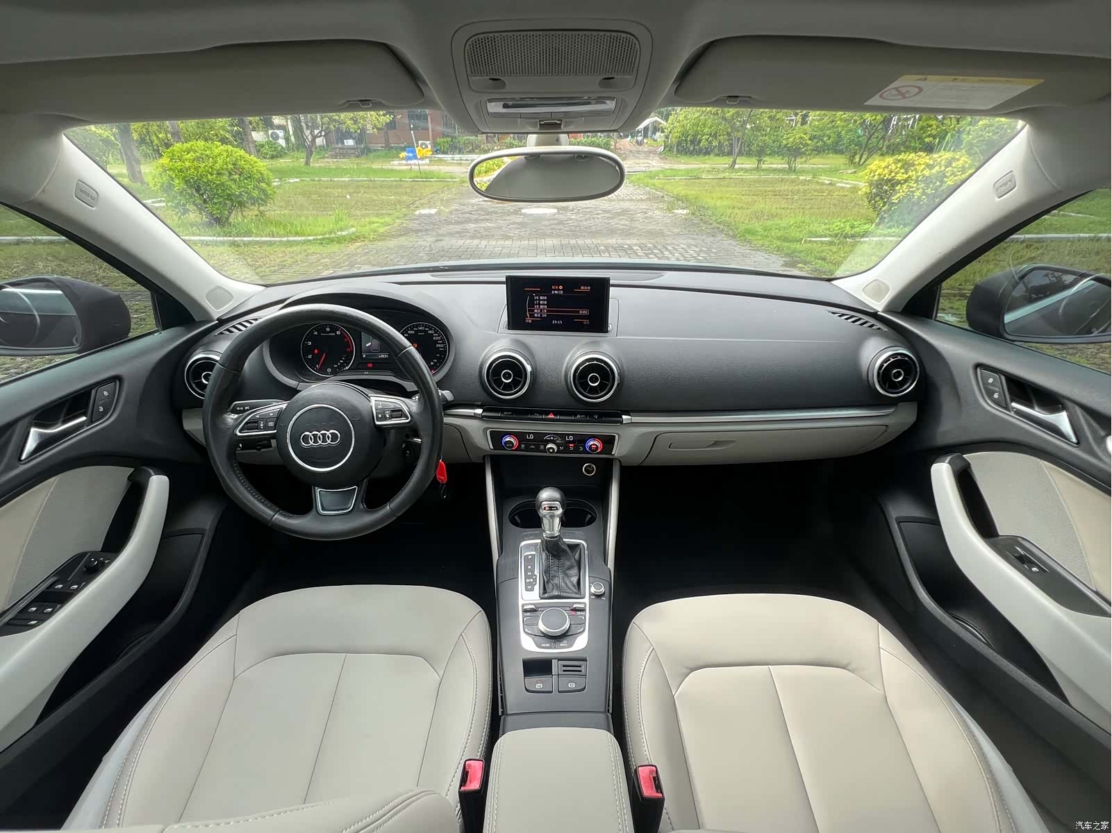 Audi A3, 2015 11